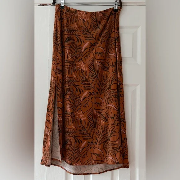 Marine Layer‎ Ryan Midi Slip Skirt Brown Leaf Print Maxi Skirt Size 8 EUC - Picture 3 of 6